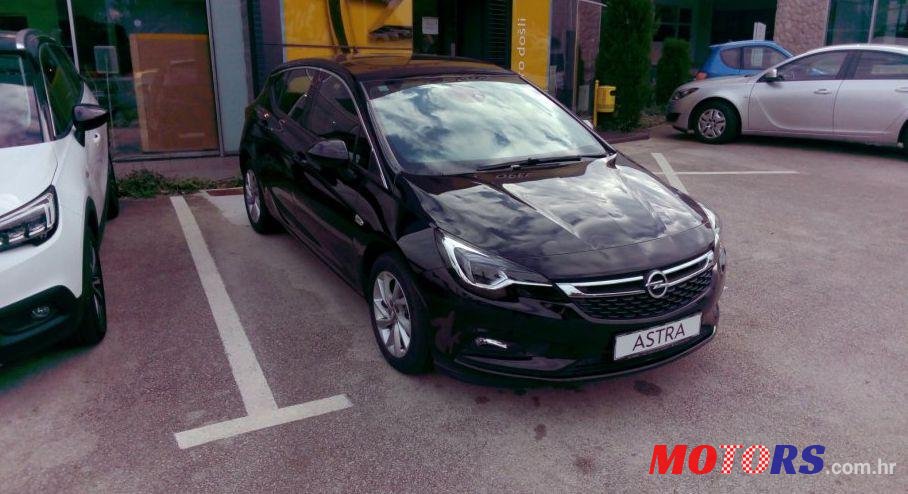 2017' Opel Astra Innov ,B16Dte,Mt6,S/S,81Kw photo #2