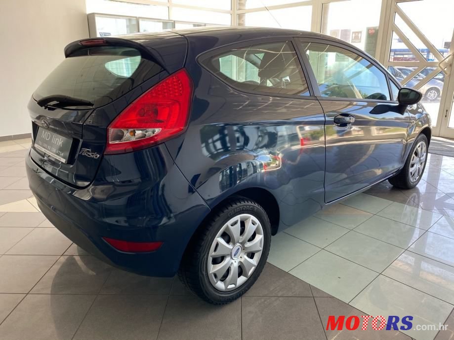 2009' Ford Fiesta photo #3