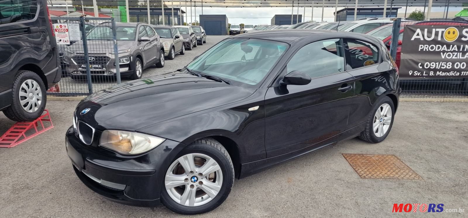 2009' BMW Serija 1 118D photo #1