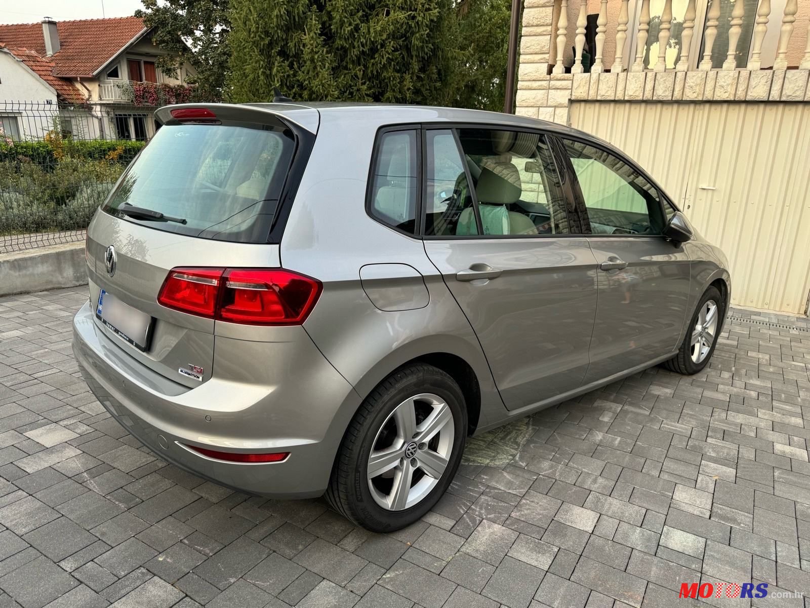 2014' Volkswagen Golf Sportsvan photo #3