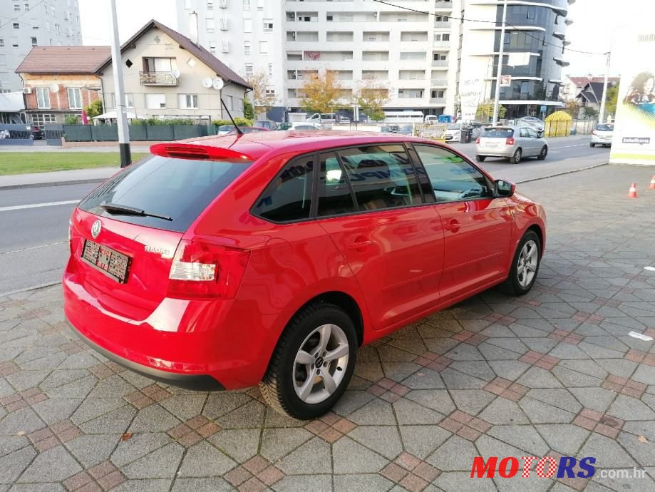 2013' Skoda Rapid 1,6 Tdi photo #4