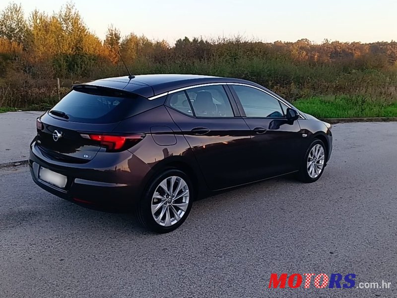 2017' Opel Astra 1.6 Cdti photo #6