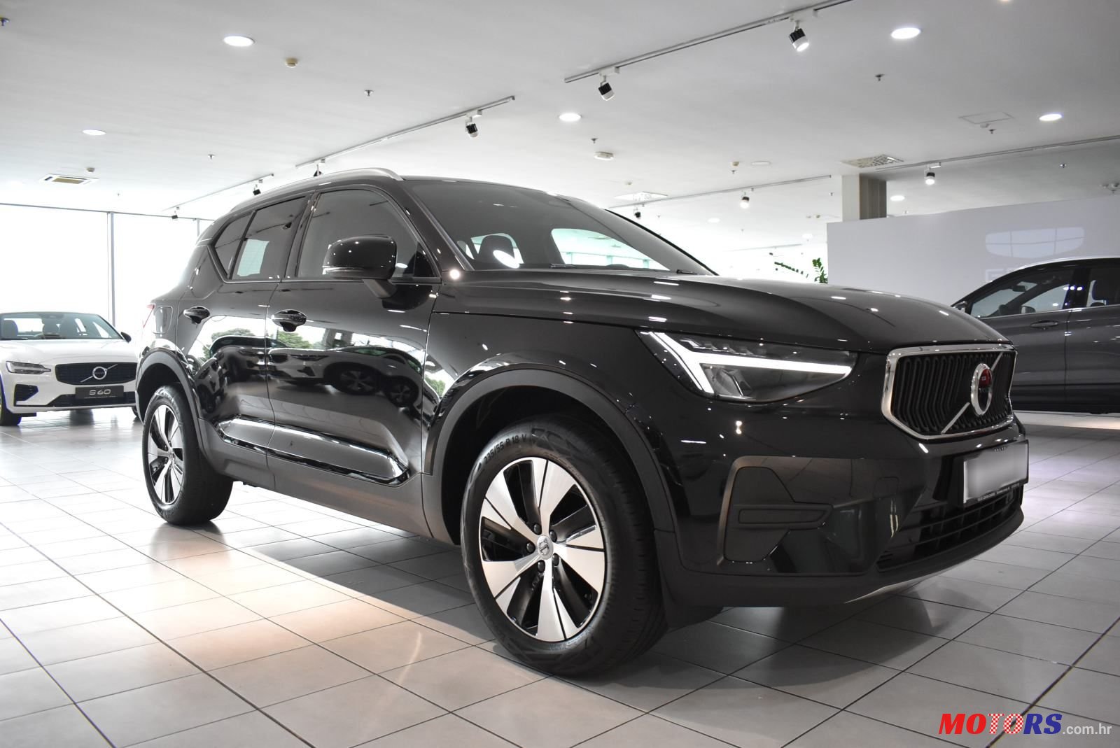 2024' Volvo XC40 photo #4