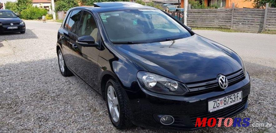 2010' Volkswagen Golf VI 1,6 Tdi photo #1