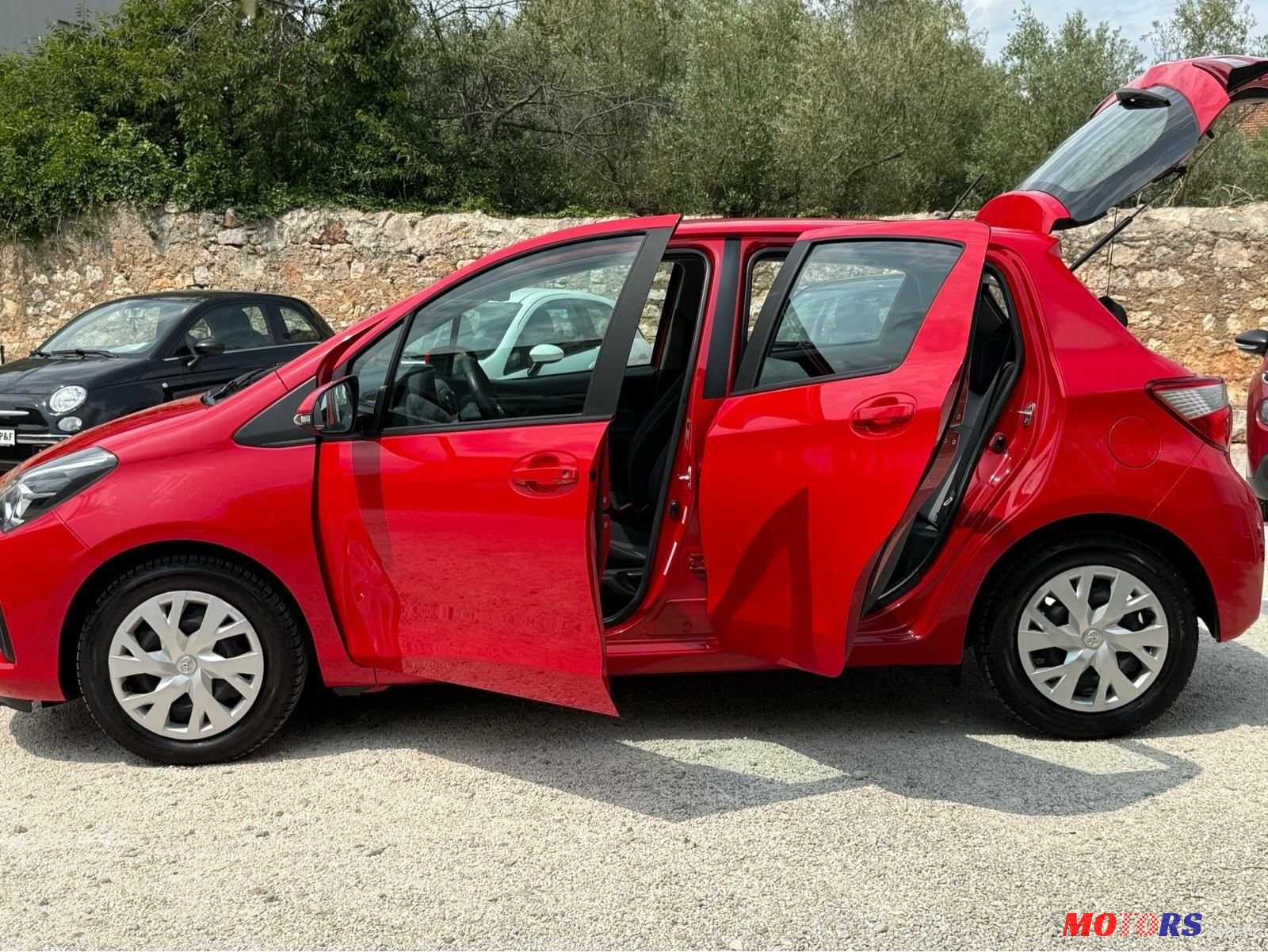 2018' Toyota Yaris 1,0 Vvt-I photo #4