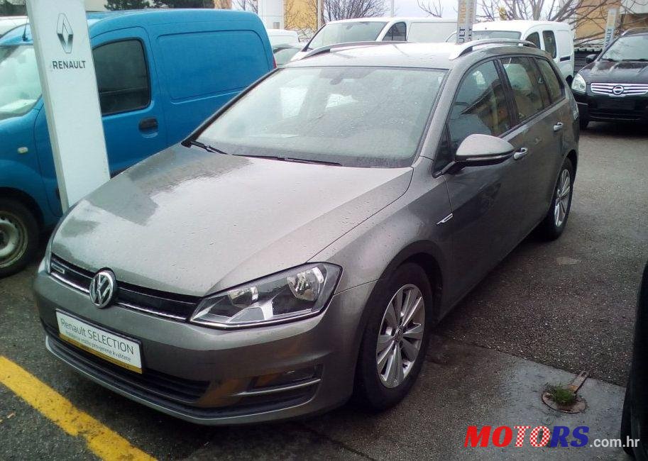 2014' Volkswagen Golf VII Variant photo #2