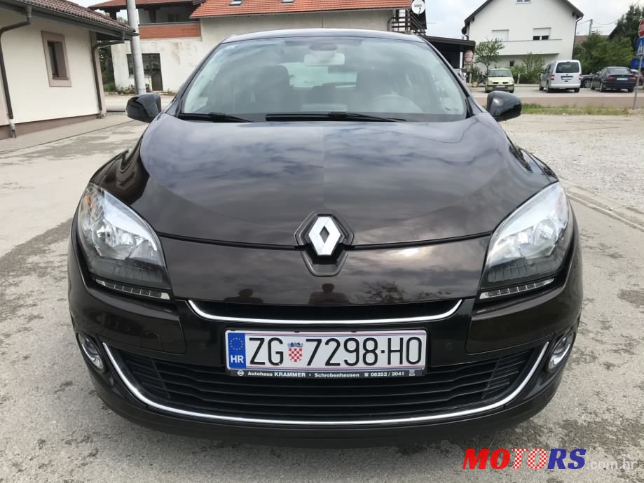 2013' Renault Megane photo #3