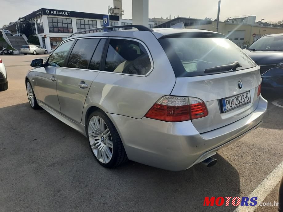 2010' BMW Serija 5 520D Touring photo #4