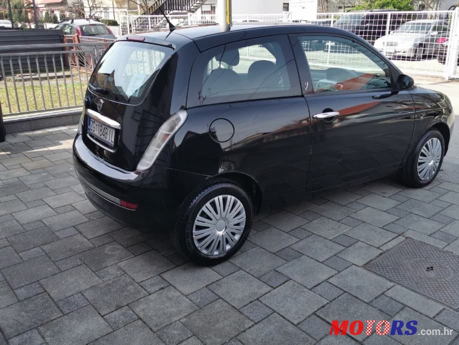 2008' Lancia Y 1,2 photo #6