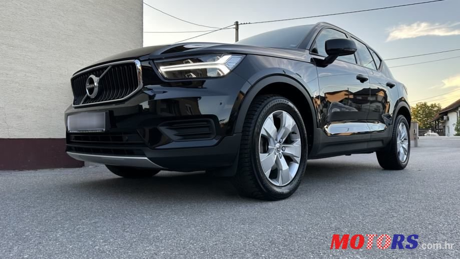 2019' Volvo XC40 D3 photo #5