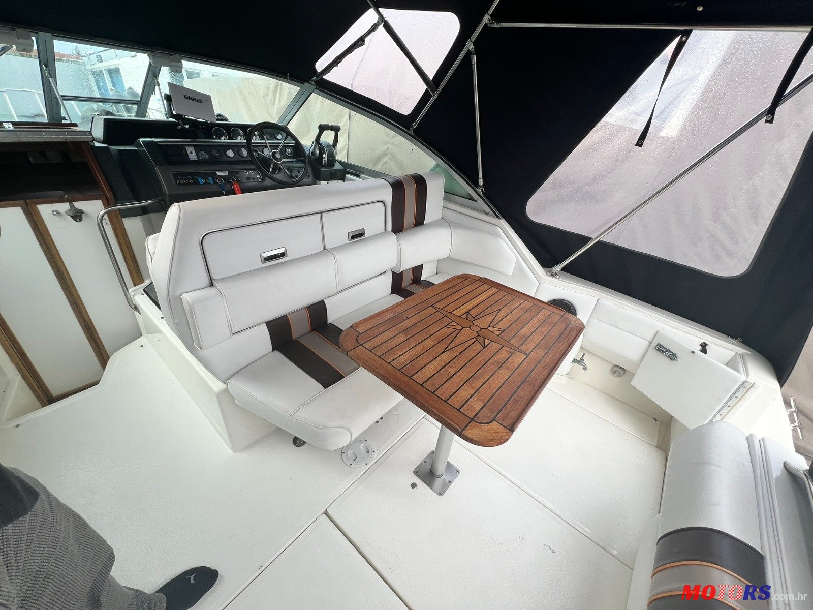 1992' Sea Ray 290 Sundancer photo #7