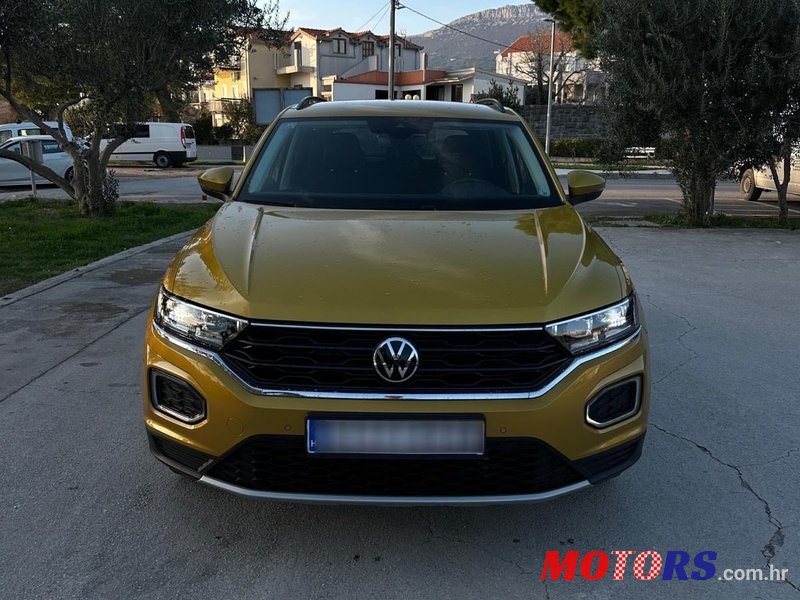 2022' Volkswagen T-Roc 1,0 Tsi photo #1