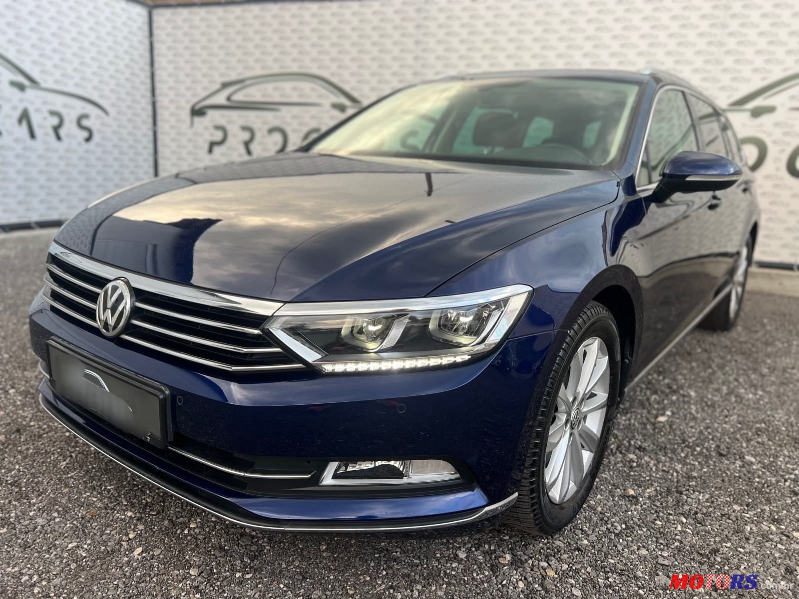 2018' Volkswagen Passat Variant photo #4