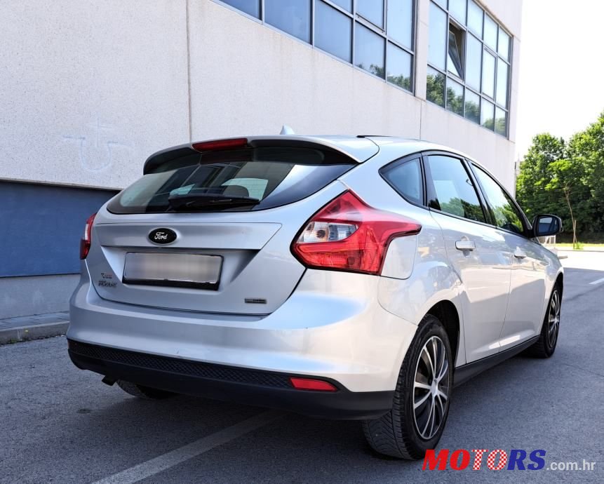 2011' Ford Focus 1,6 photo #2