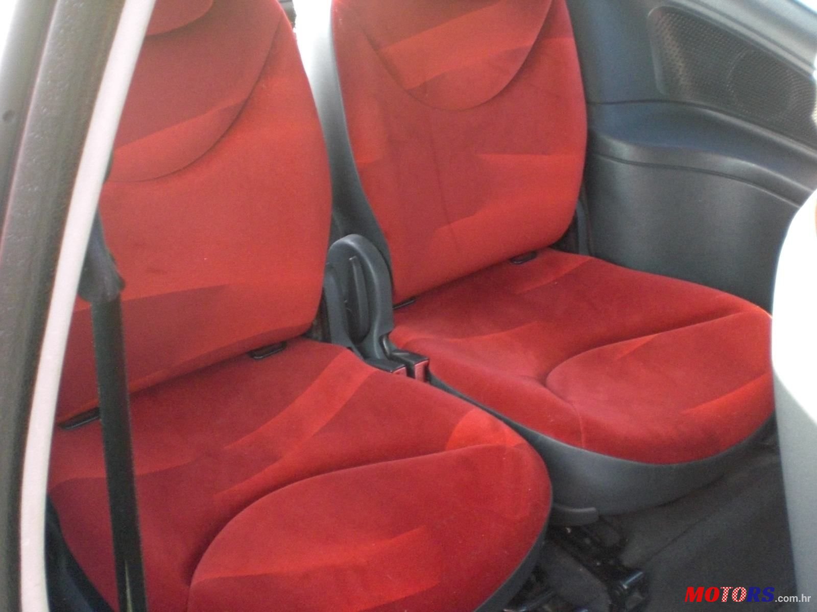 2007' Citroen C2 1,4 I photo #2