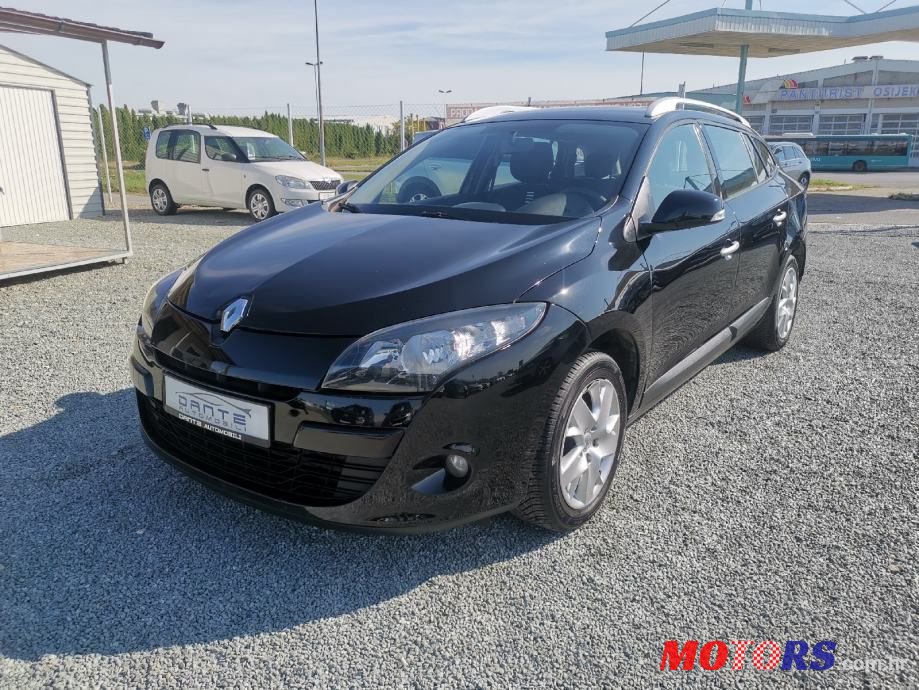 2011' Renault Megane Grandtour photo #1