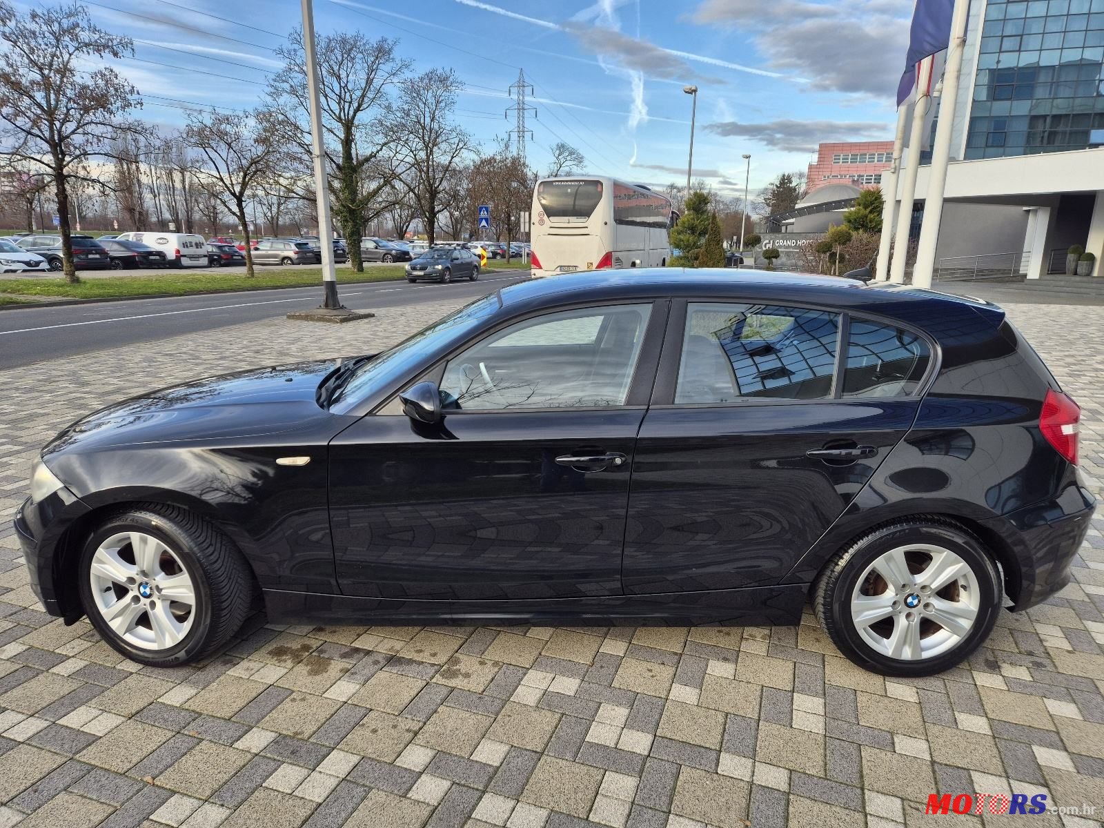 2008' BMW Serija 1 118D photo #4