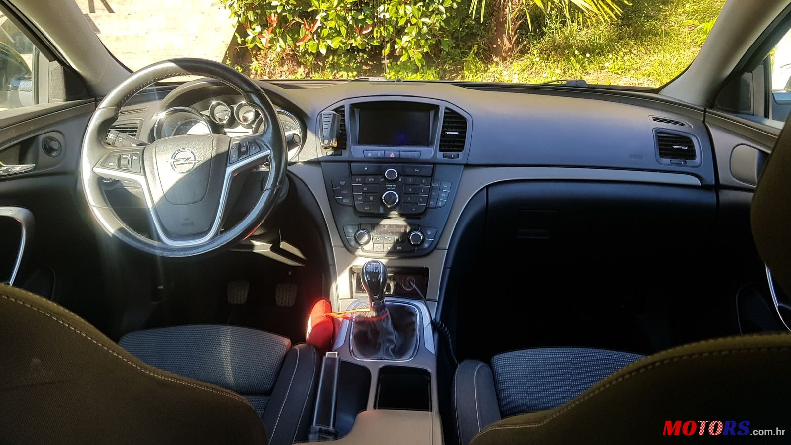 2010' Opel Insignia photo #3