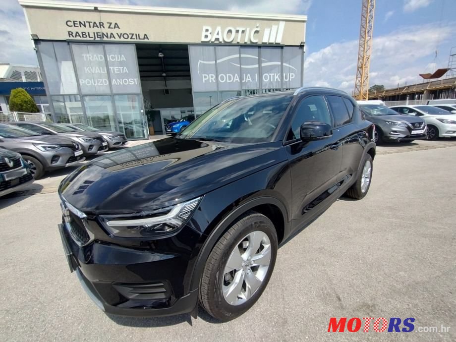 2021' Volvo XC40 T3 Momentum Aut. photo #1