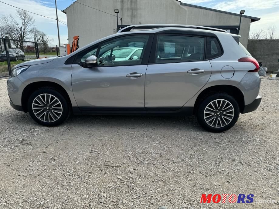 2019' Peugeot 2008 1,5 Bluehdi photo #5