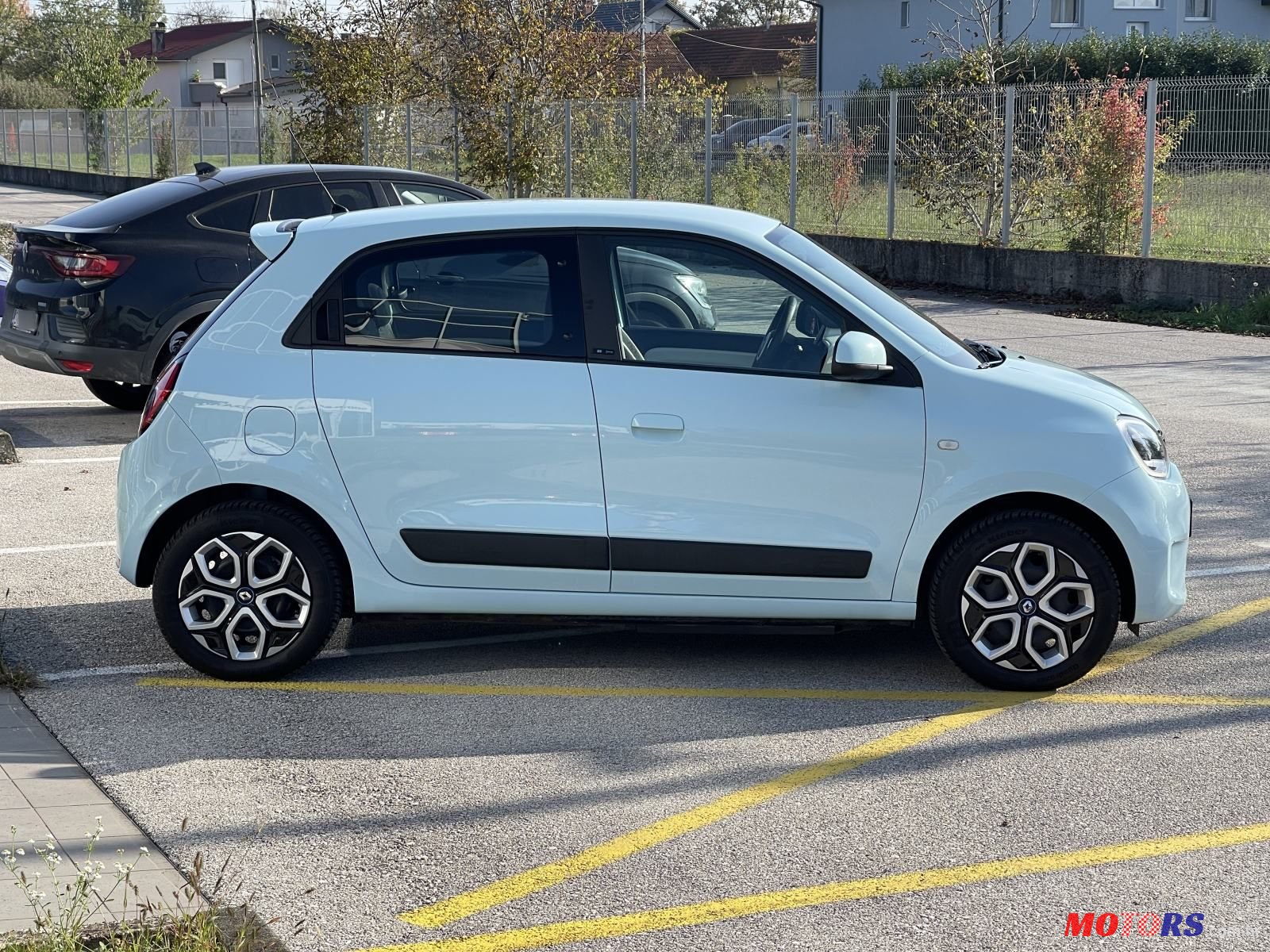 2022' Renault Twingo Z.E. photo #4