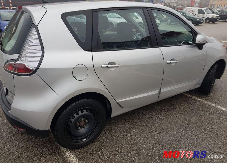 2014' Renault Scenic Dci photo #1