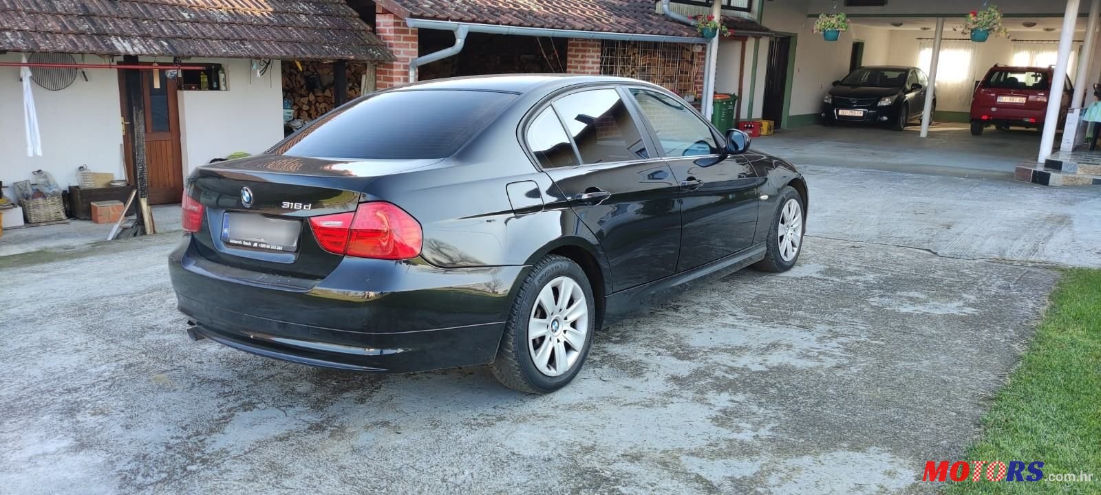 2010' BMW Serija 3 316D photo #3