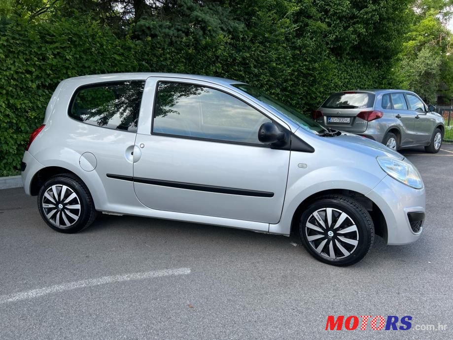 2008' Renault Twingo 1,2 16V photo #4