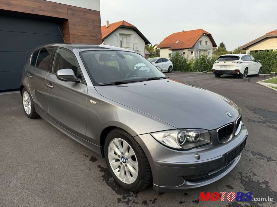 2010' BMW Serija 1 118D Sport photo #2