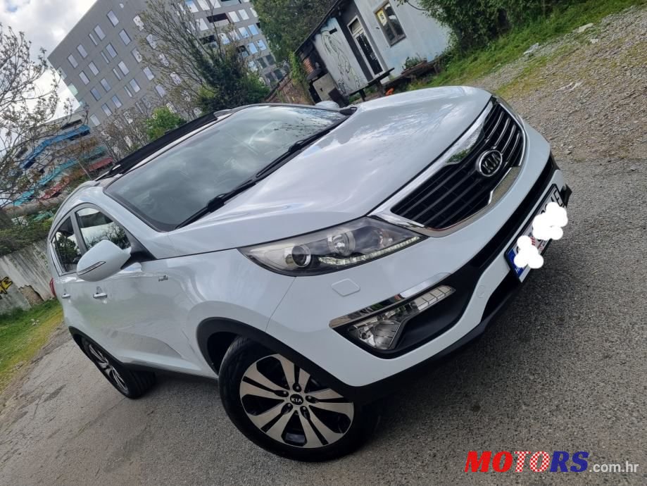 2011' Kia Sportage Awd photo #1