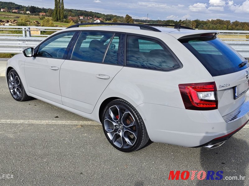 2017' Skoda Octavia Combi photo #3