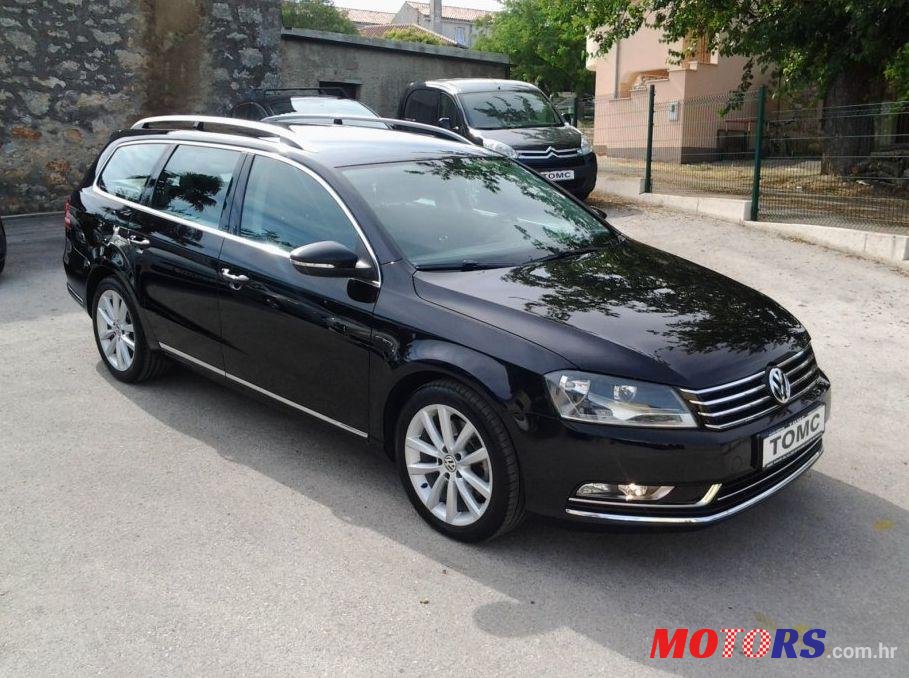 2011' Volkswagen Passat Variant 2,0 Tdi Bmt photo #1