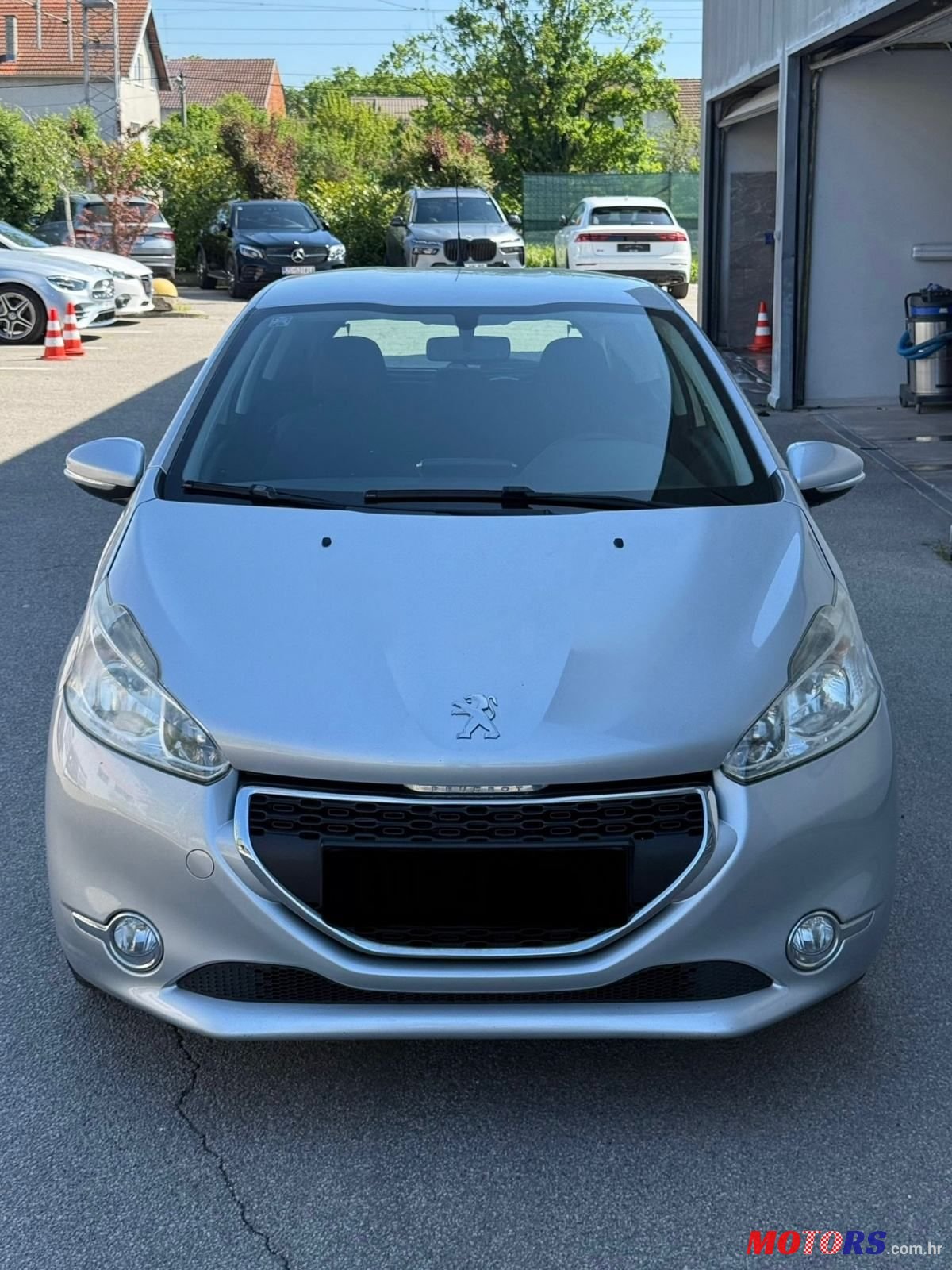 2013' Peugeot 208 1,0 Vti photo #1