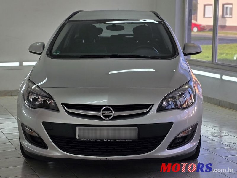 2016' Opel Astra Cdti photo #1