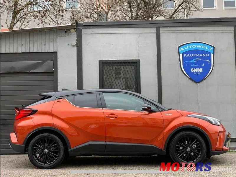 2020' Toyota C-HR 2,0 photo #1