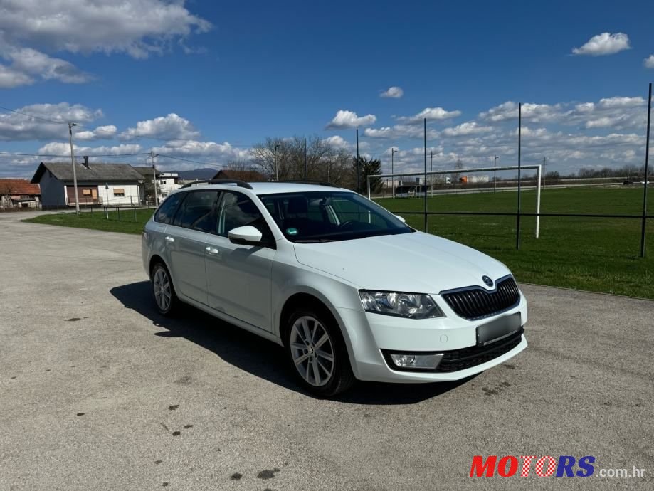 2015' Skoda Octavia Combi photo #1