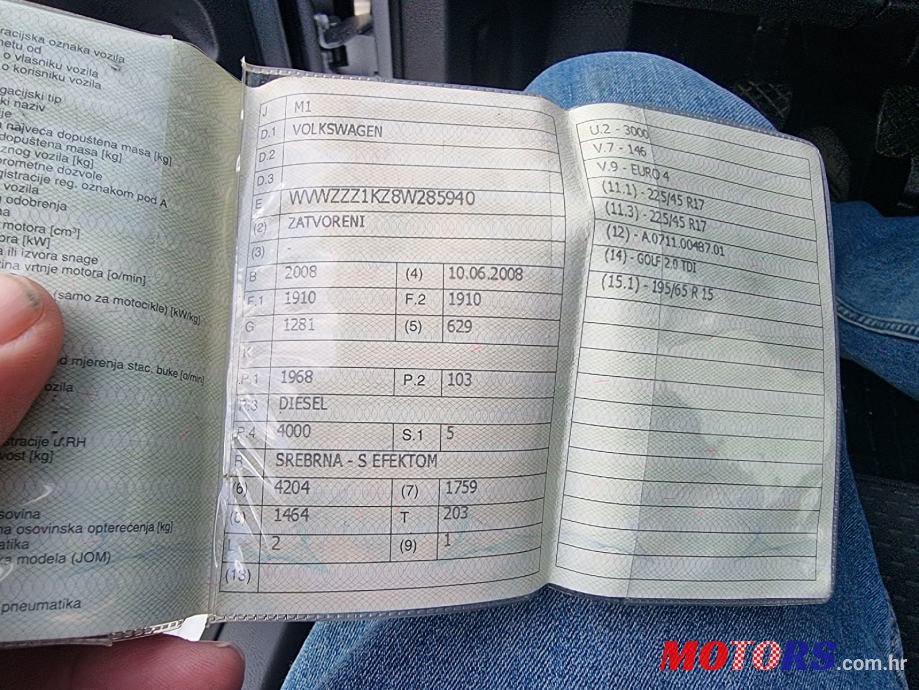 2008' Volkswagen Golf 5 photo #4