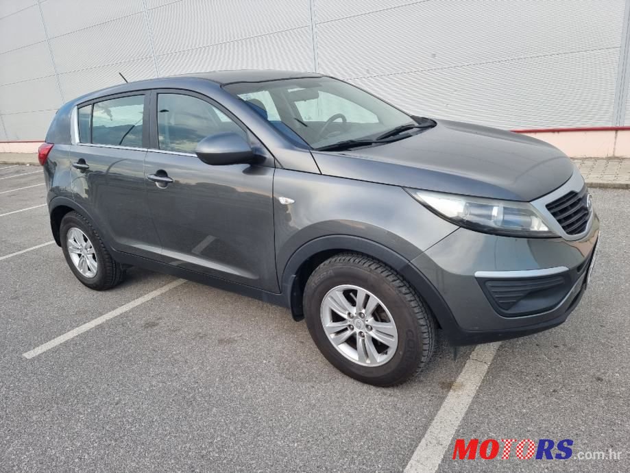 2011' Kia Sportage Sport photo #4