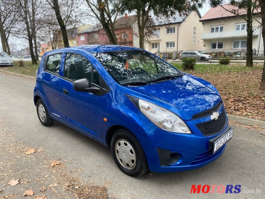 2011' Chevrolet Spark photo #4