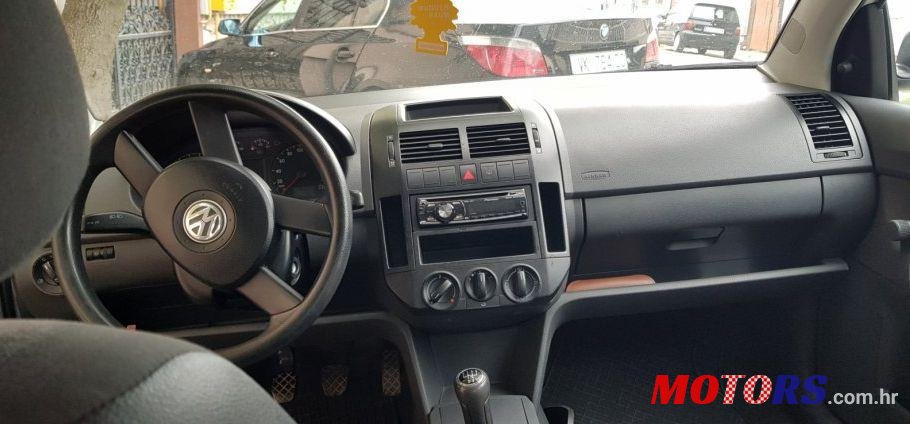 2003' Volkswagen Polo 1,2 photo #2
