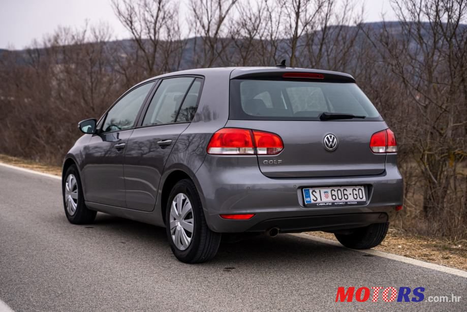 2010' Volkswagen Golf 6 1,6 Tdi photo #5