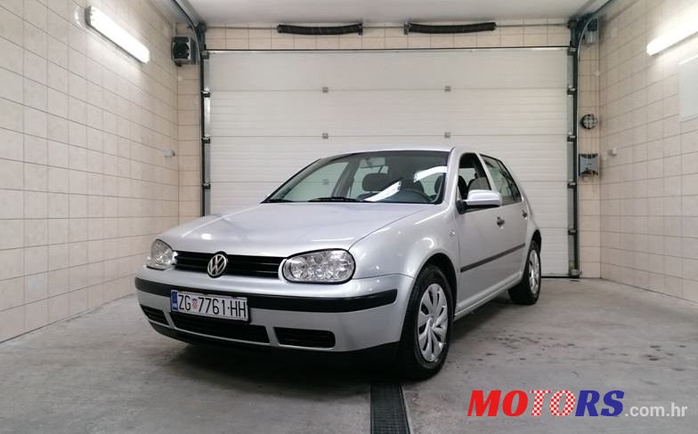 2002' Volkswagen Golf IV 1,9 Tdi photo #1