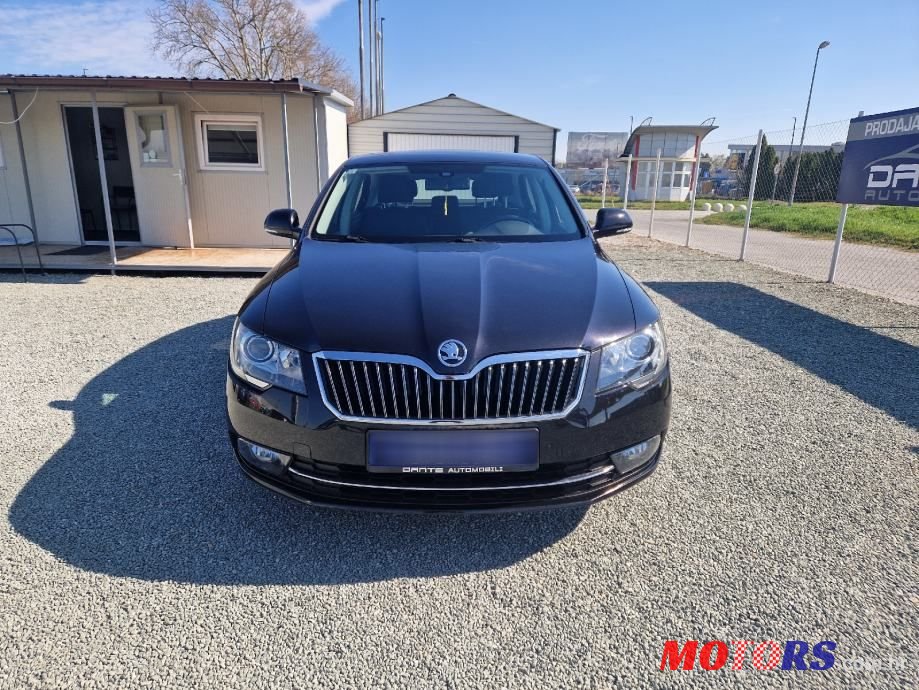 2014' Skoda Superb 2,0 Tdi photo #2