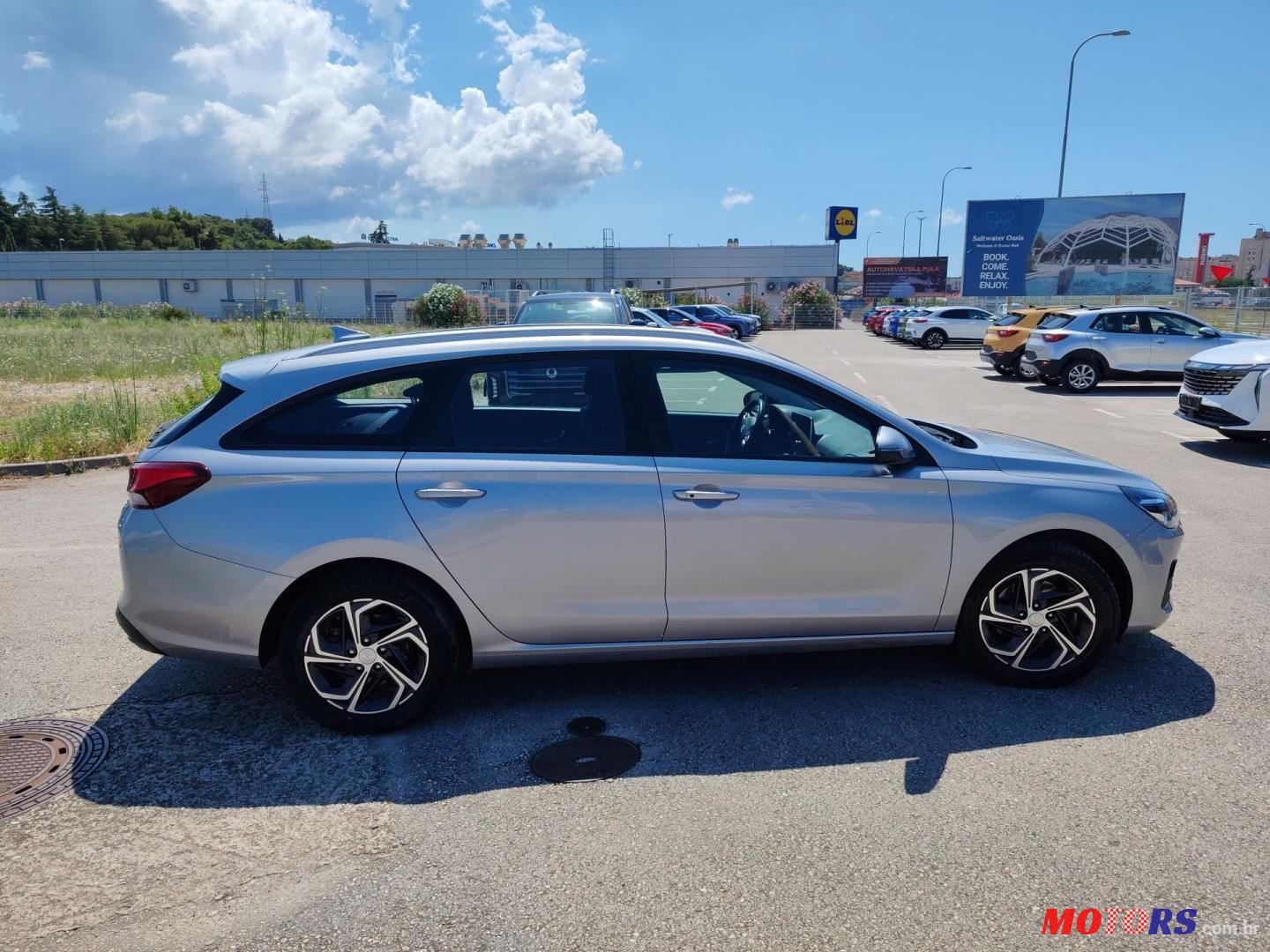 2021' Hyundai i30 1.6 Crdi photo #6