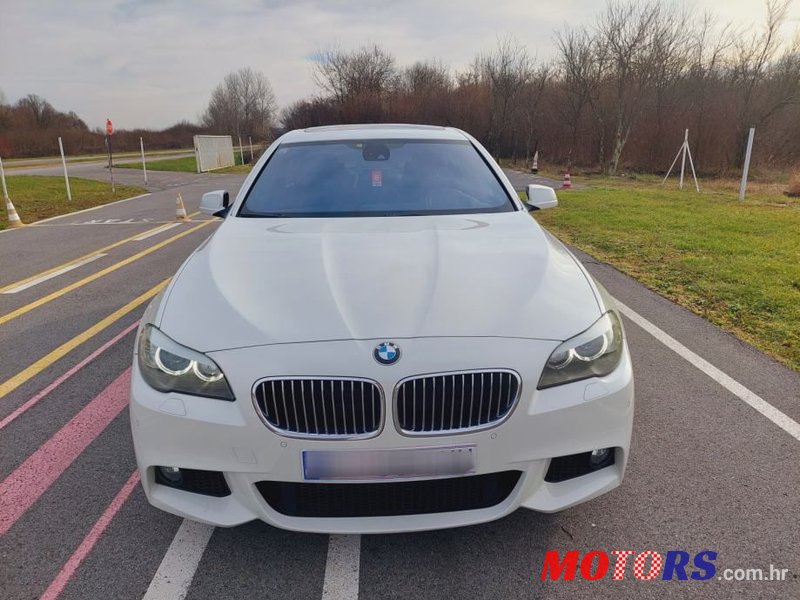 2013' BMW Serija 5 525D photo #6