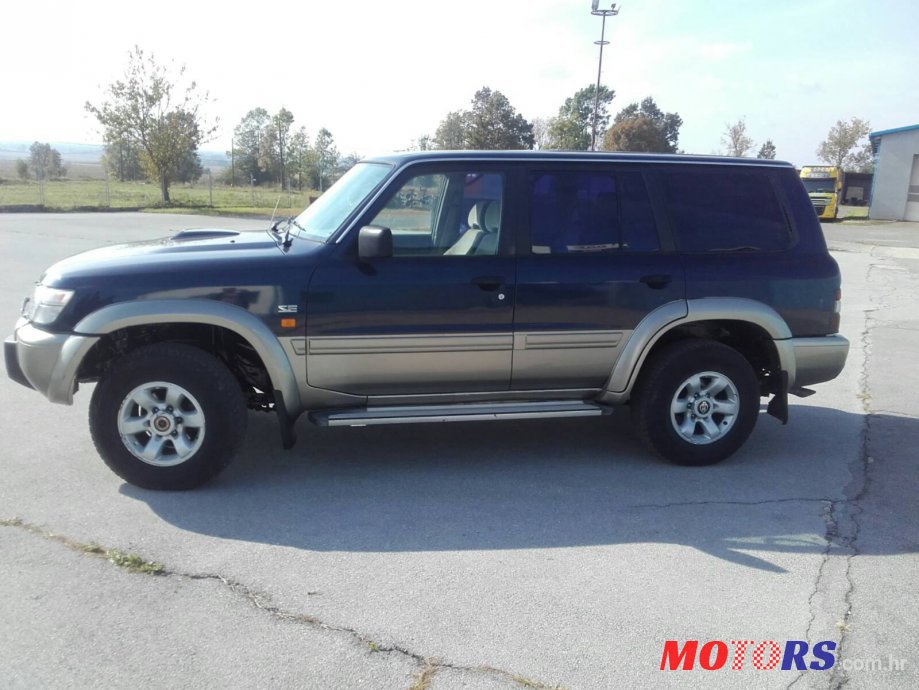 1998' Nissan Patrol photo #2
