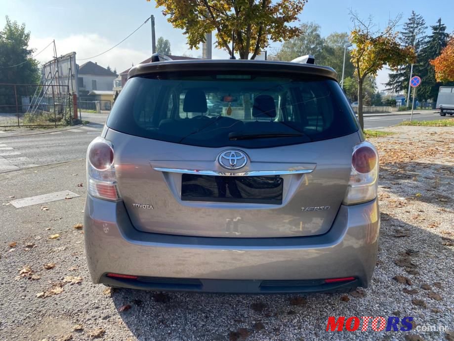 2015' Toyota Verso 1.6 D photo #6