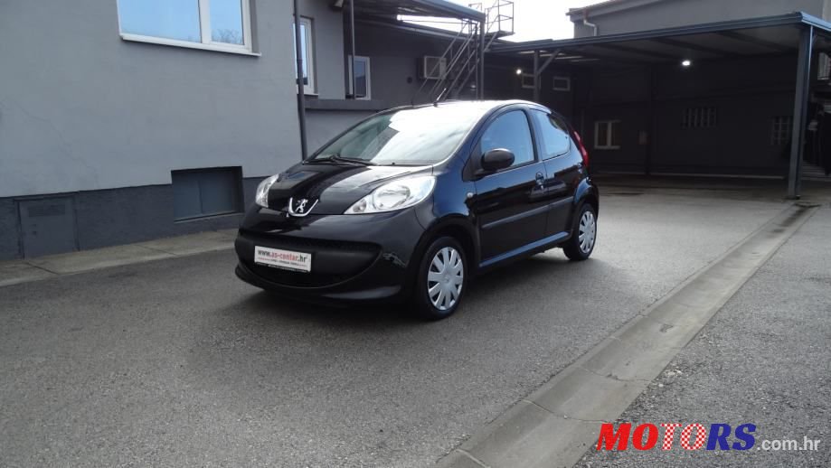 2008' Peugeot 107 1,4 Hdi photo #1
