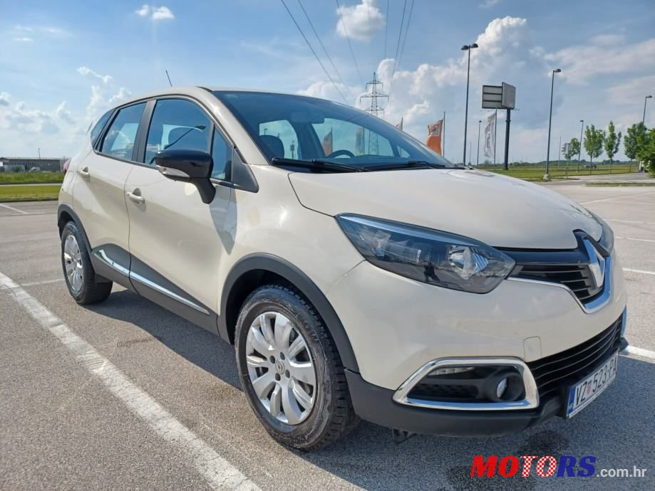 2017' Renault Captur Dci 90 photo #1
