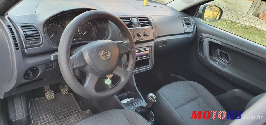 2011' Skoda Fabia 1,6 Tdi photo #6